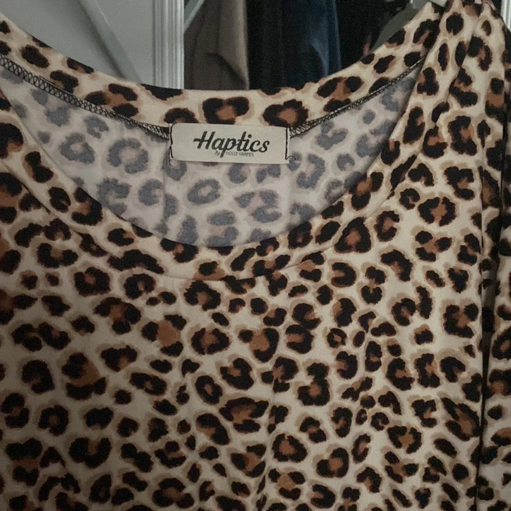 Leopard Print Babydoll Tee - Picture 2 of 4